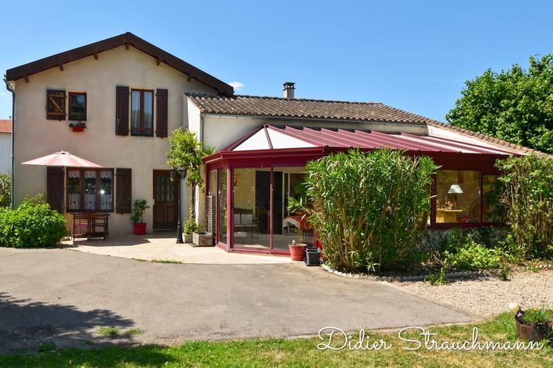 Maison - 200 m² - 7 pièces