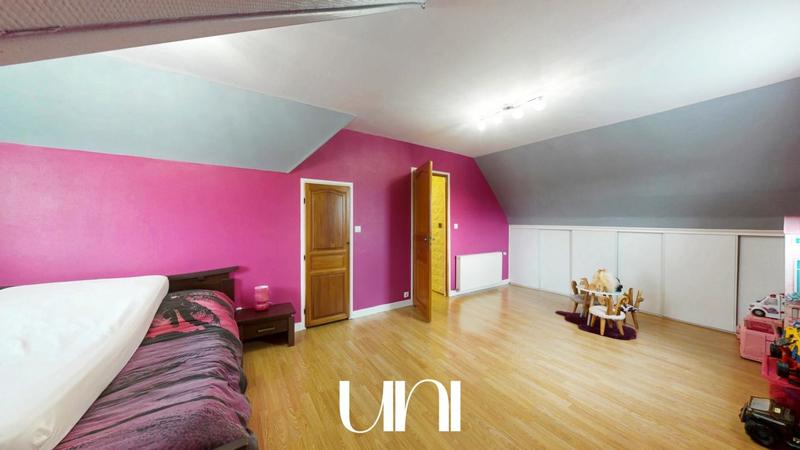 Maison - 192 m² - 8 pièces