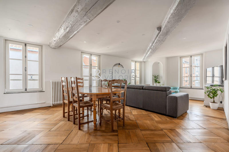 Appartement - 112 m² - 6 pièces