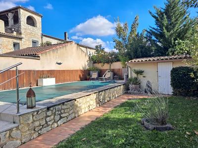 Maison - 273 m² - 10 pièces