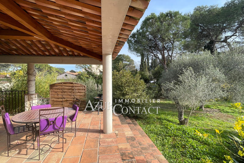 Villa - 224 m² - 8 pièces