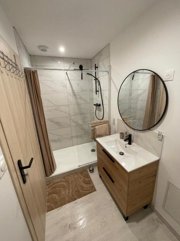 Studio - 28 m² - 1 pièce