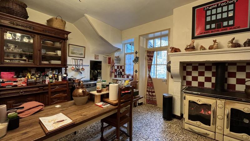 Maison de village - 165 m² - 8 pièces