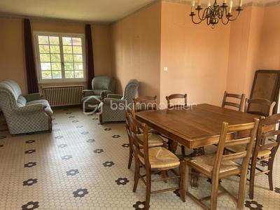 Maison - 106 m² - 6 pièces