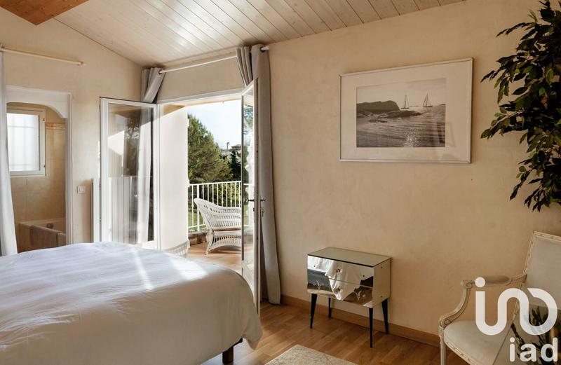 Maison - 187 m² - 6 pièces