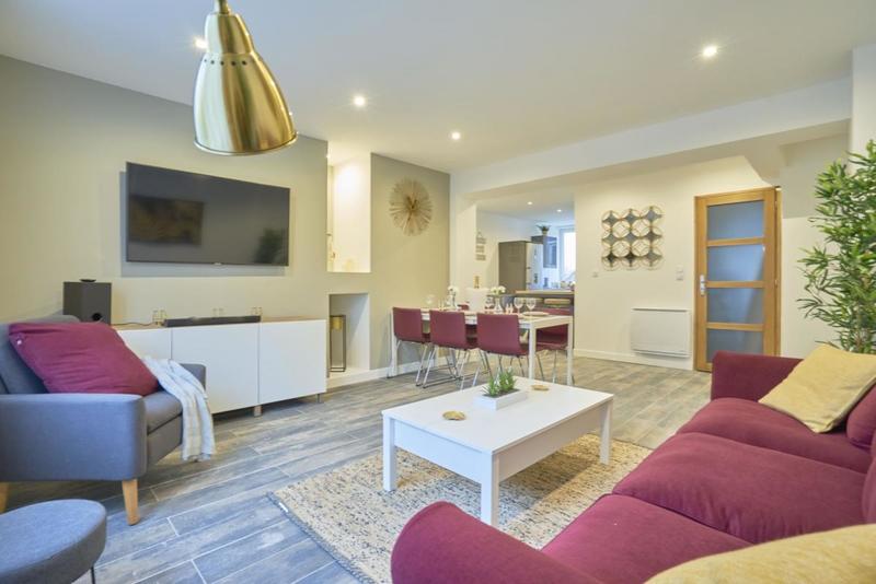 Appartement - 100 m² - 6 pièces