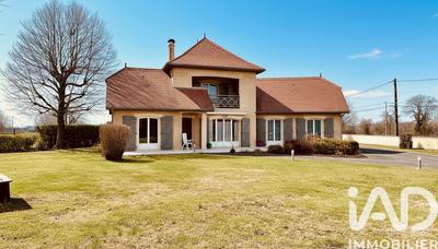 Maison - 137 m² - 4 pièces