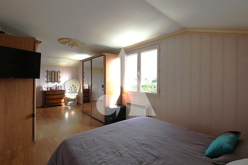 Maison - 139 m² - 6 pièces