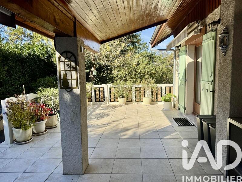 Maison - 212 m² - 4 pièces