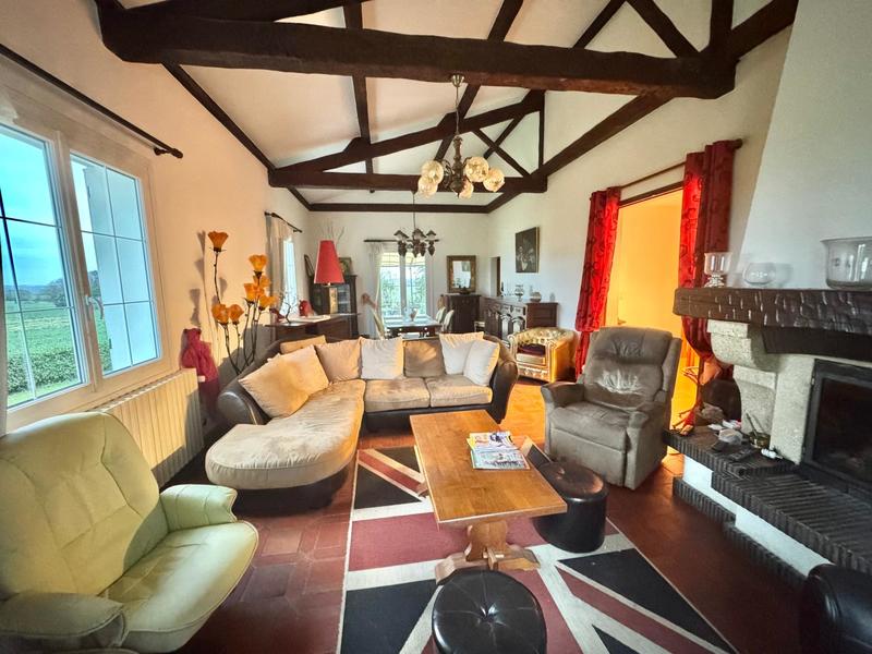 Maison - 120 m² - 5 pièces