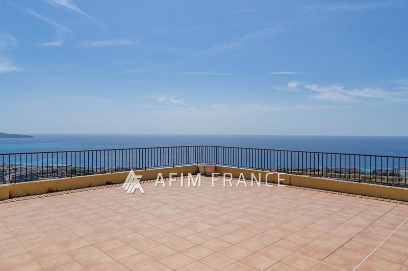 Appartement - 205 m² - 6 pièces