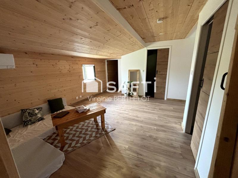 Maison - 160 m² - 5 pièces