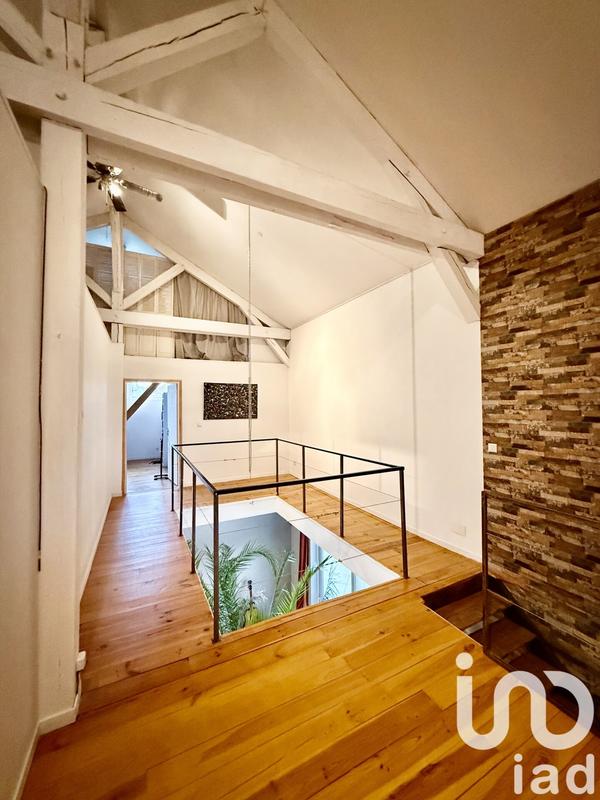 Maison de ville - 278 m² - 7 pièces