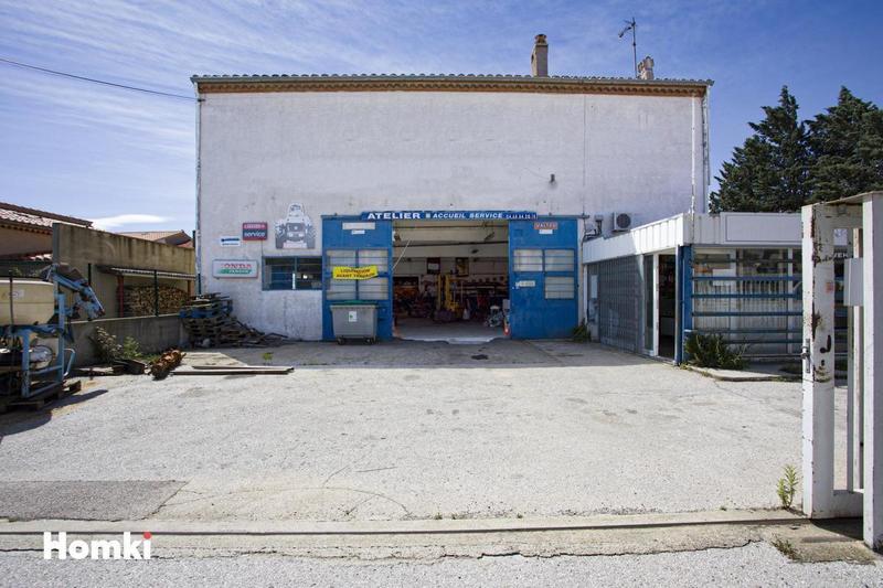 Local commercial - 470 m² - 6 pièces