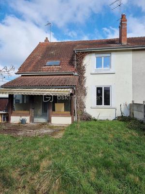 Maison - 92 m² - 4 pièces