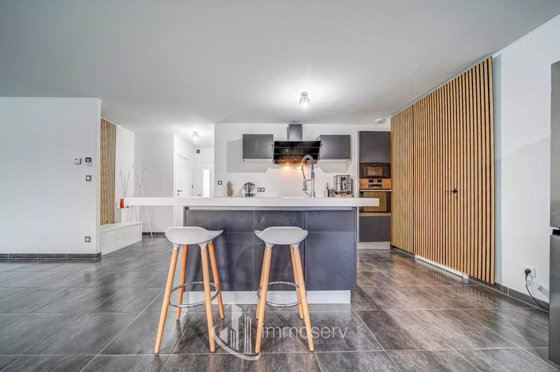 Maison - 106 m² - 6 pièces