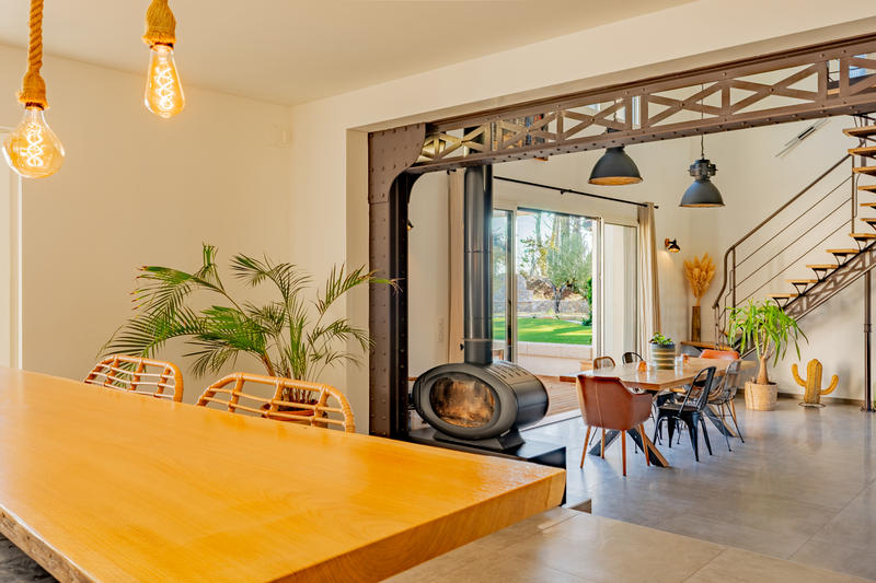 Villa - 231 m² - 6 pièces