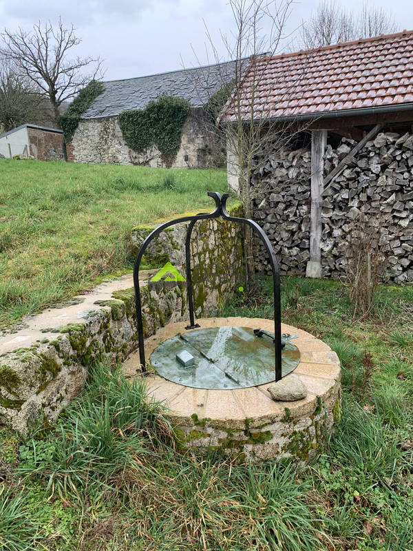 Propriété - 100 m² - 5 pièces