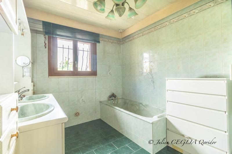 Maison traditionnelle - 175 m² - 7 pièces