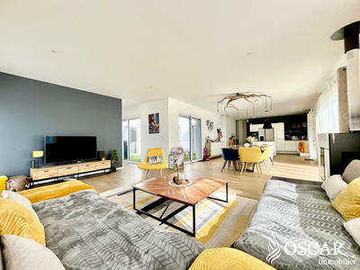 Maison - 178 m² - 7 pièces