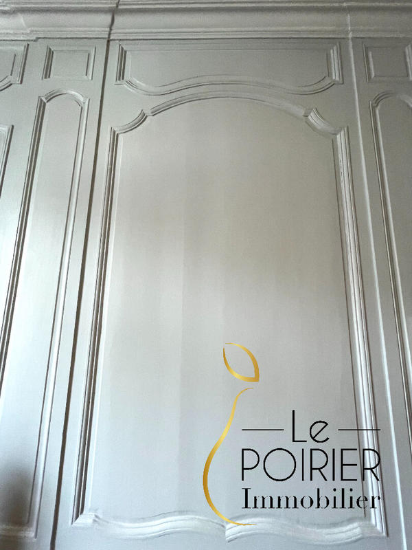 Bureau - 99 m² - 4 pièces