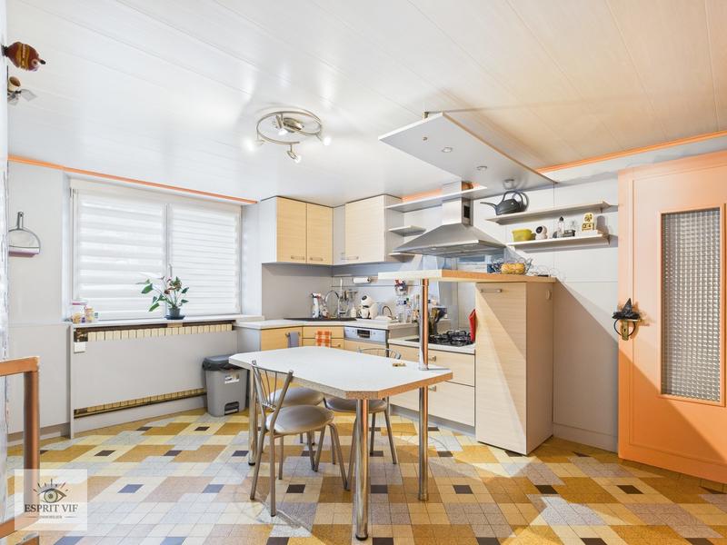 Maison - 138 m² - 6 pièces