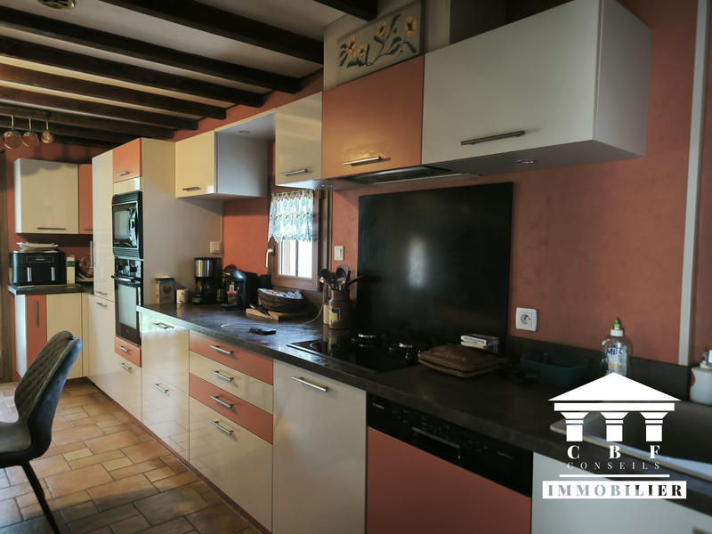 Maison ancienne - 208 m² - 9 pièces