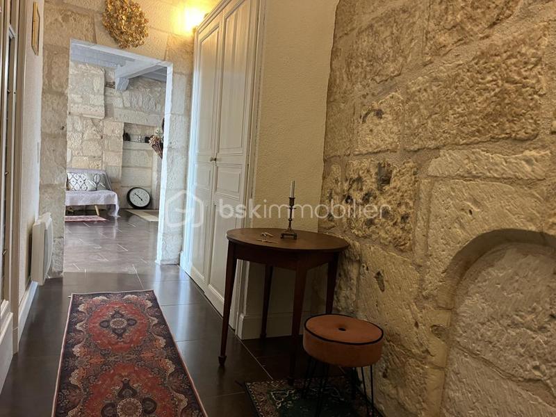 Appartement - 82 m² - 2 pièces