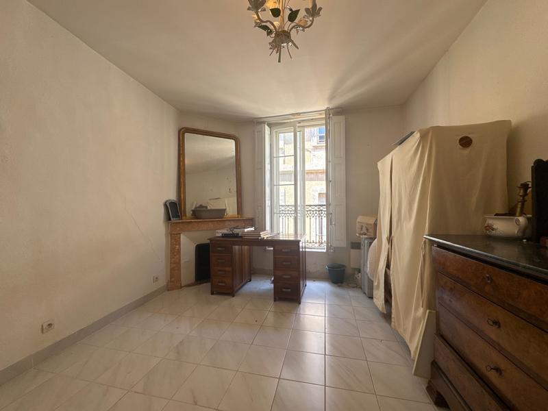 Appartement - 80 m² - 3 pièces