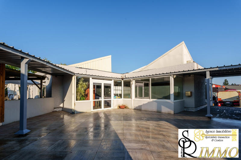 Fonds de commerce - Local commercial - 384 m²