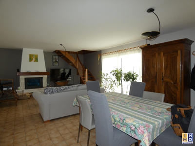 Maison - 143 m² - 6 pièces