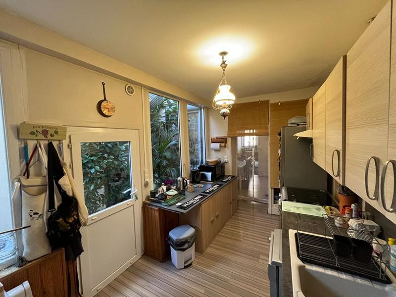 Maison de ville - 121 m² - 6 pièces