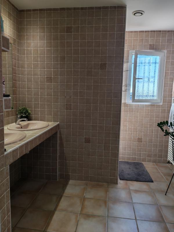 Maison - 253 m² - 8 pièces