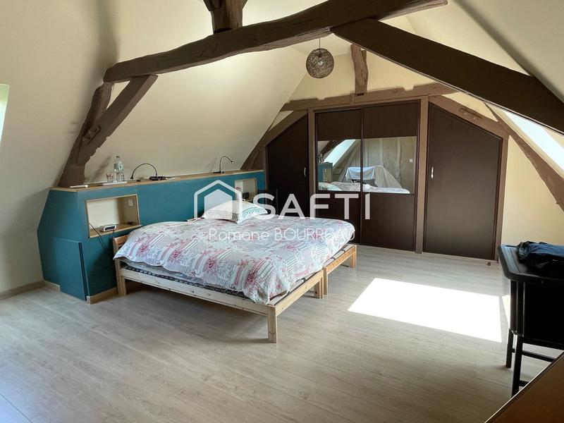 Maison - 225 m² - 15 pièces