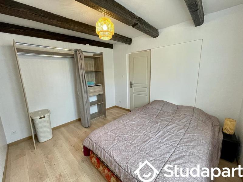 Chambre - 11 m² - 1 pièce