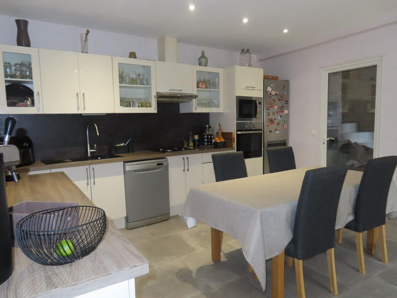 Maison - 110 m² - 6 pièces