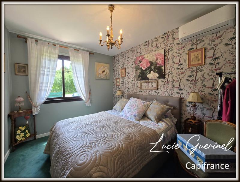 Maison - 246 m² - 10 pièces