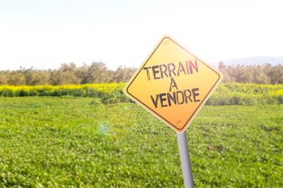 Terrain commercial - 4 576 m²