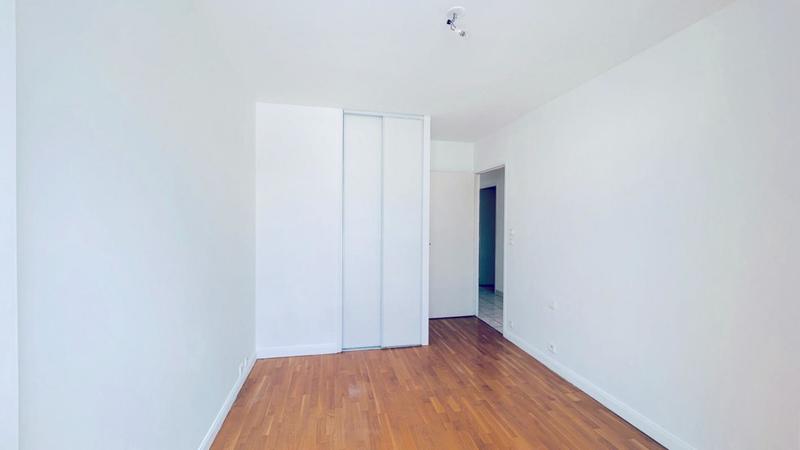 Appartement - 110 m² - 4 pièces