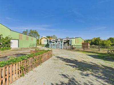 Maison - 350 m² - 8 pièces