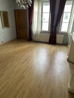 Maison - 226 m² - 8 pièces