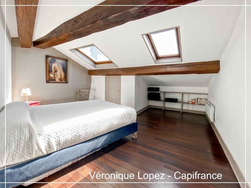 Appartement - 145 m² - 6 pièces