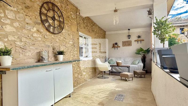 Maison de village - 197 m² - 3 pièces