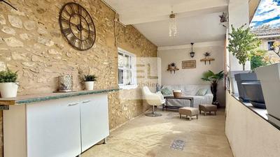 Maison de village - 197 m² - 3 pièces