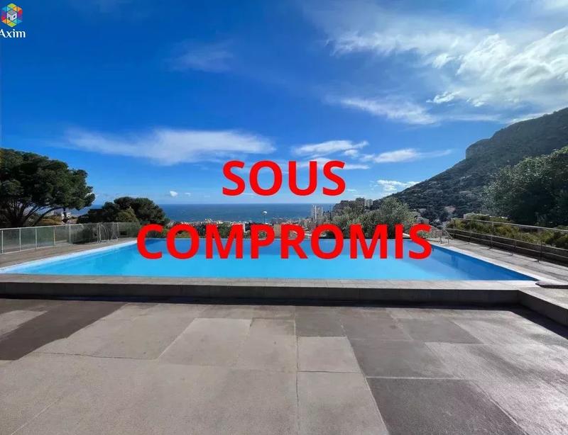 Villa - 643 m² - 9 pièces