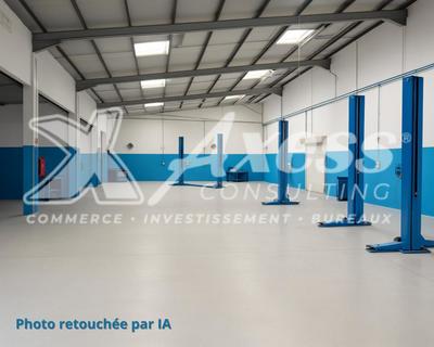 Local d'activité / Entrepôt - 700 m²