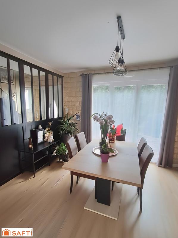 Maison - 120 m² - 6 pièces