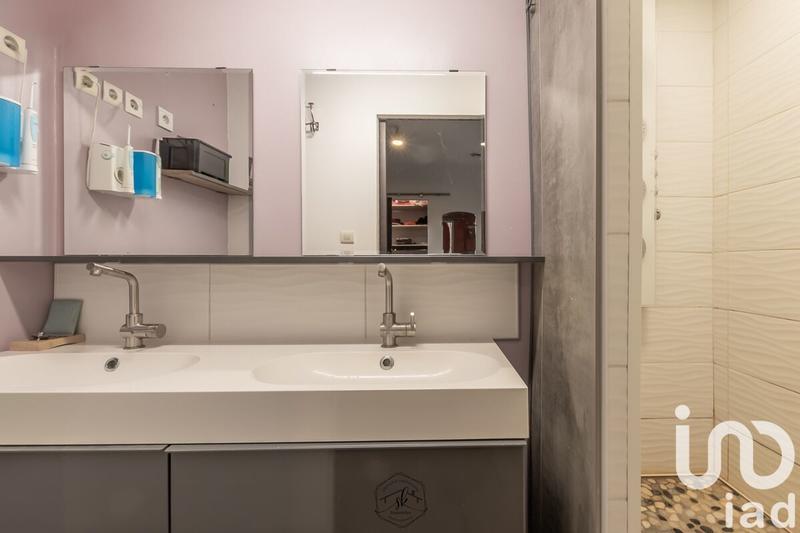 Maison - 205 m² - 7 pièces