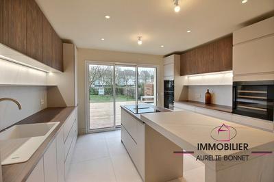 Maison - 115 m² - 6 pièces