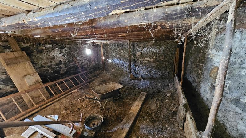 Grange - 50 m² - 2 pièces